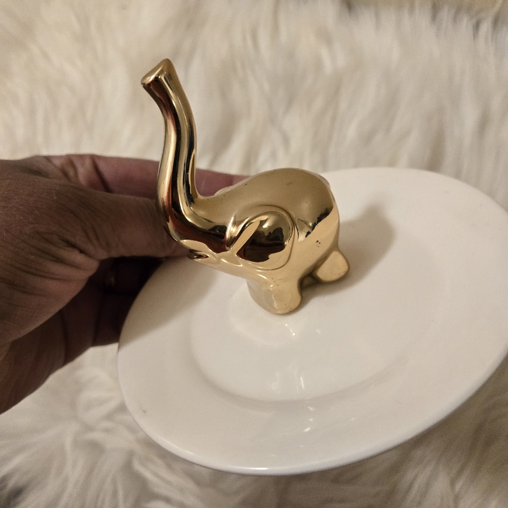 Vintage GOLD ELEPHANT Trunk Up Good Luck Ring Holder Dish